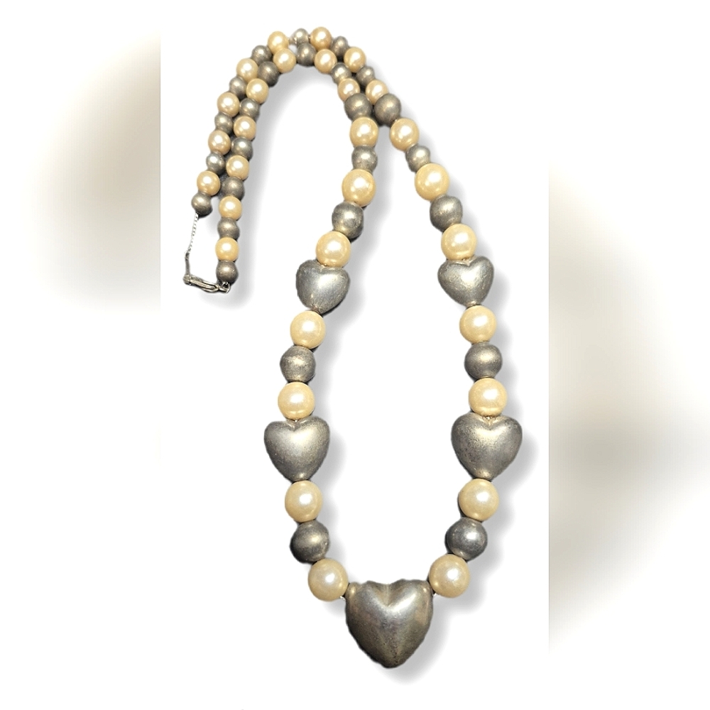 Vintage Silver & Cream Heart Shaped Beaded Necklace